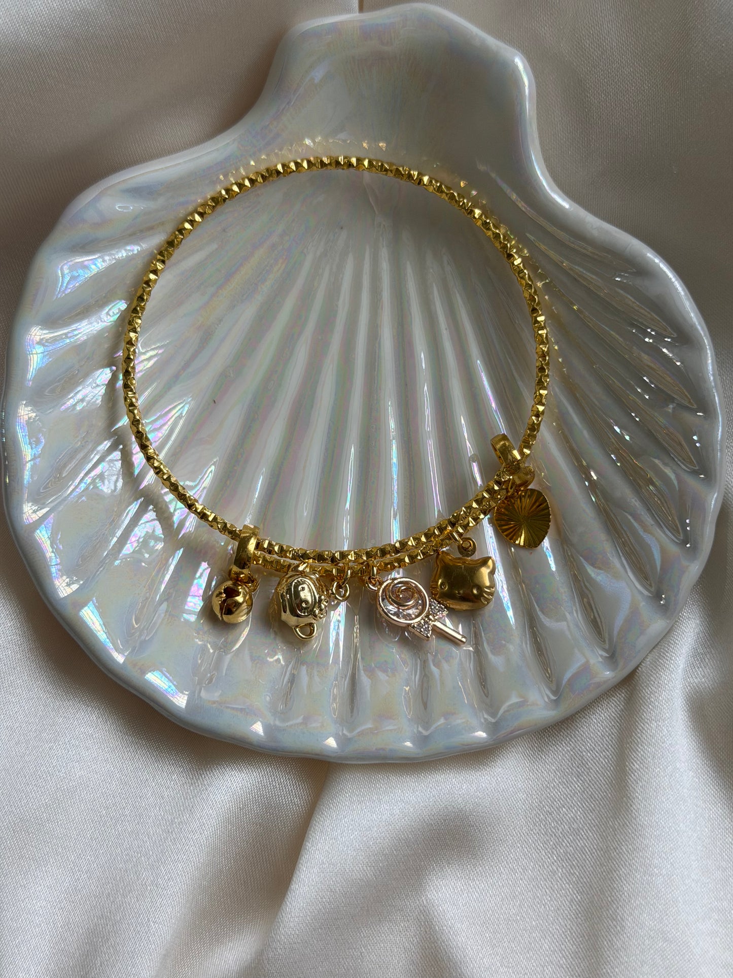 Kawaii HK bangle