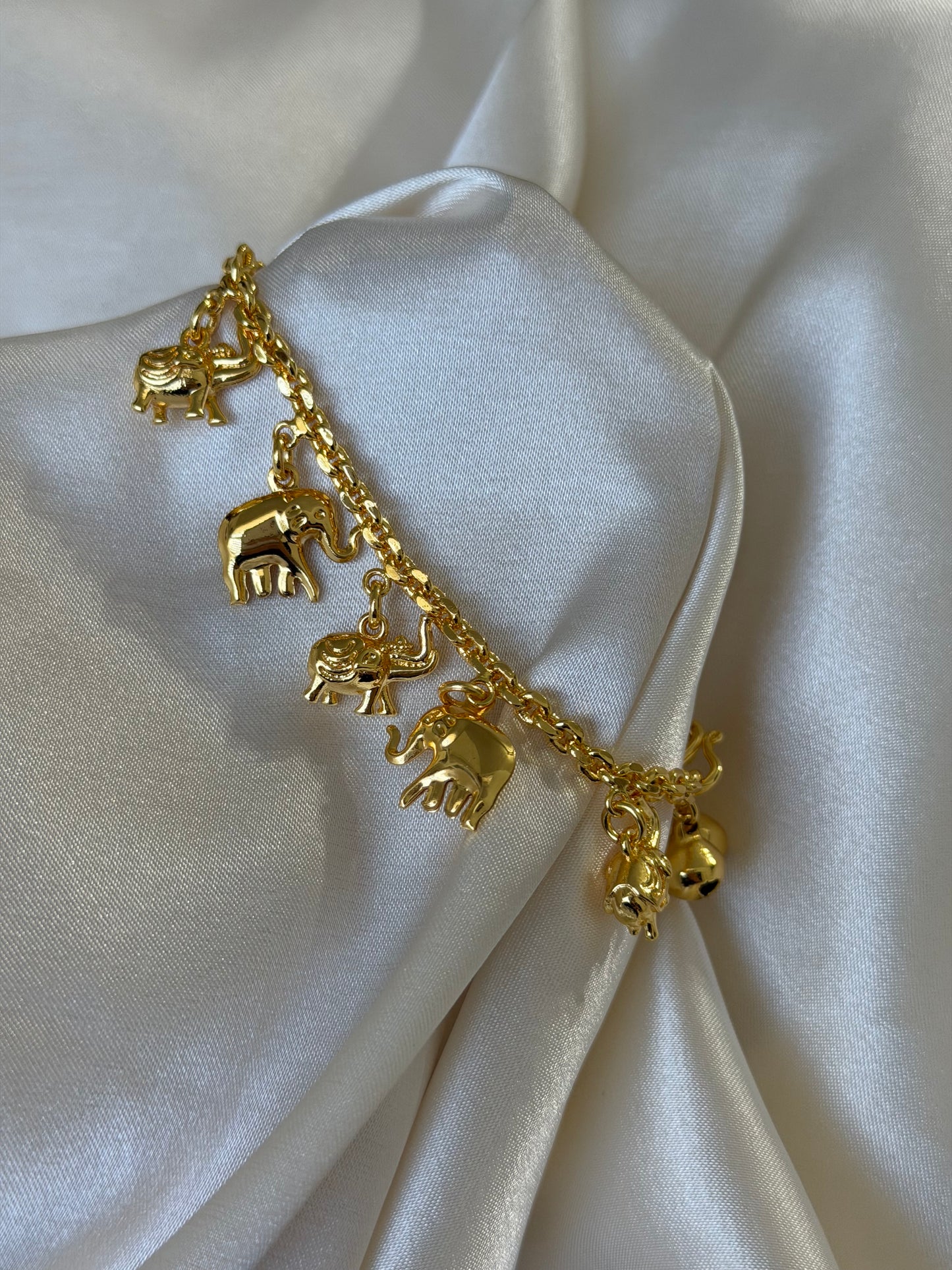 Sang Bracelet