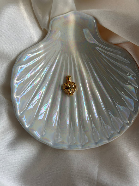 Heart pendant