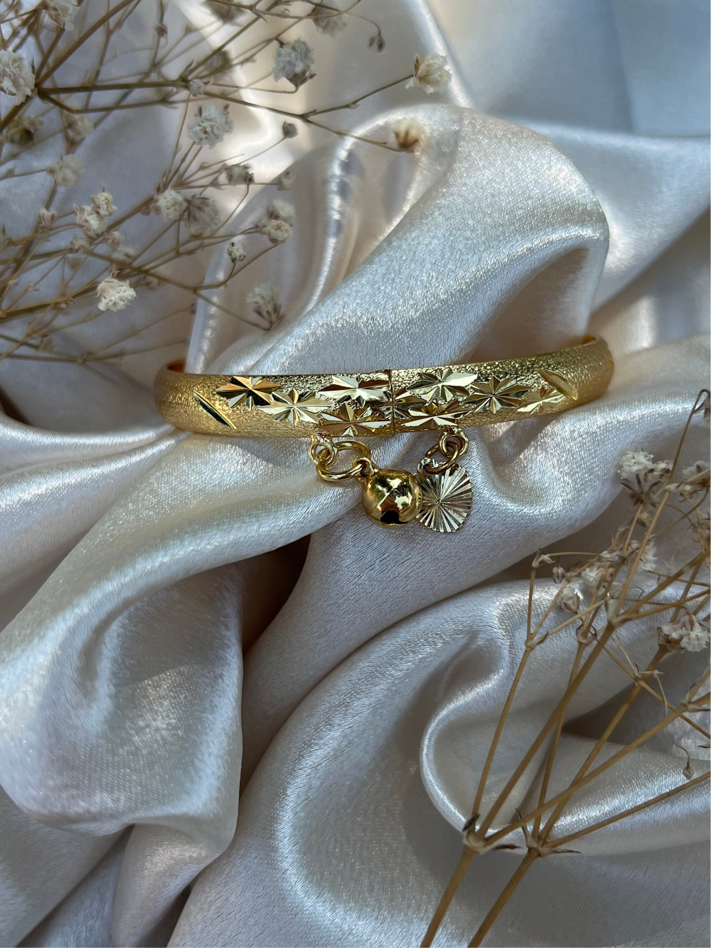 Phomma Bangle