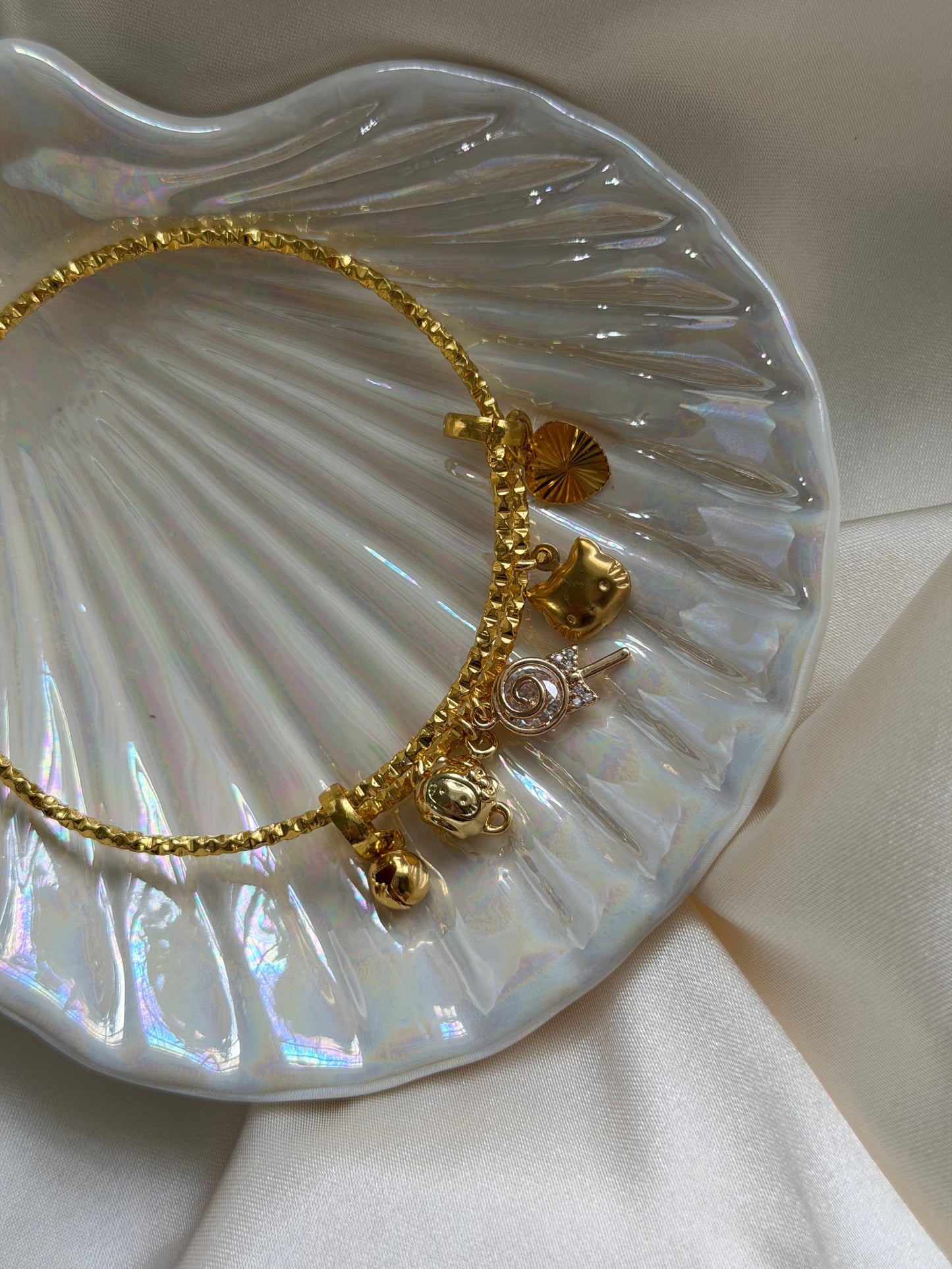 Kawaii HK bangle